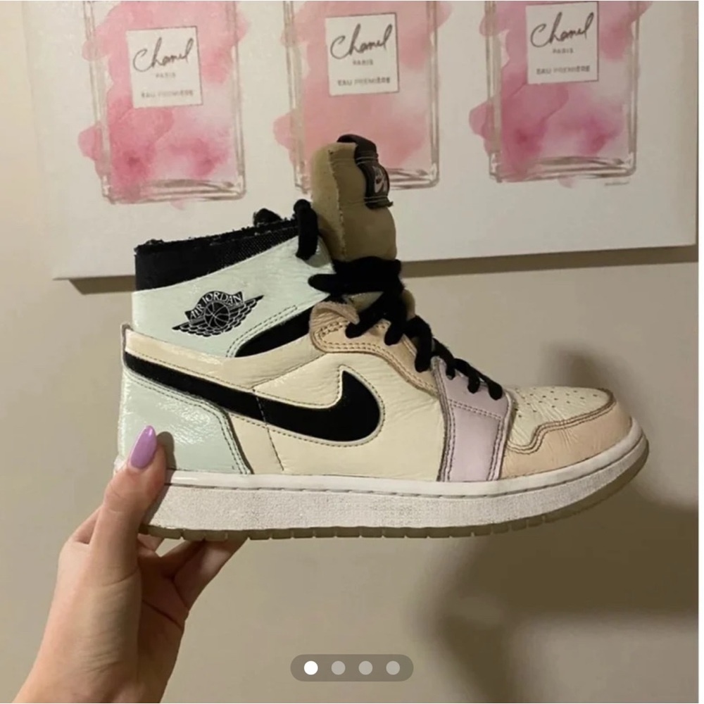 Nike Air Jordan High-Top in Cream and Black